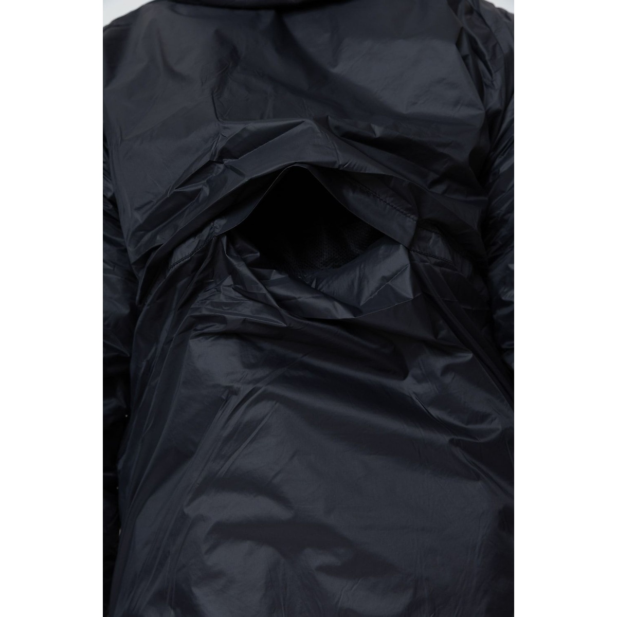 FCA　アクティブホロウJKT