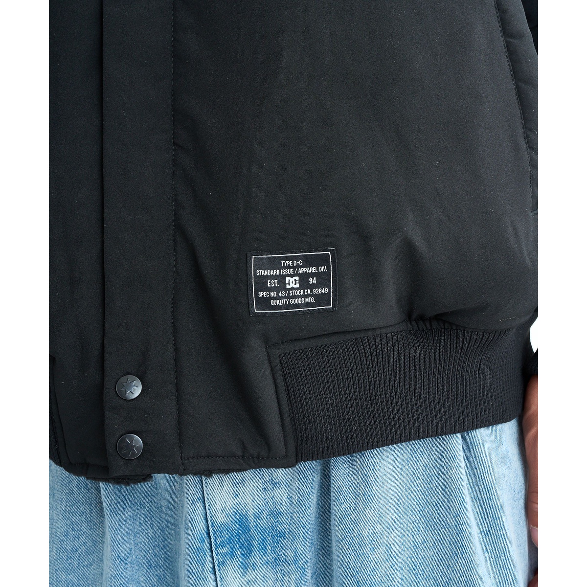 25 REVERSIBLE STAND JACKET