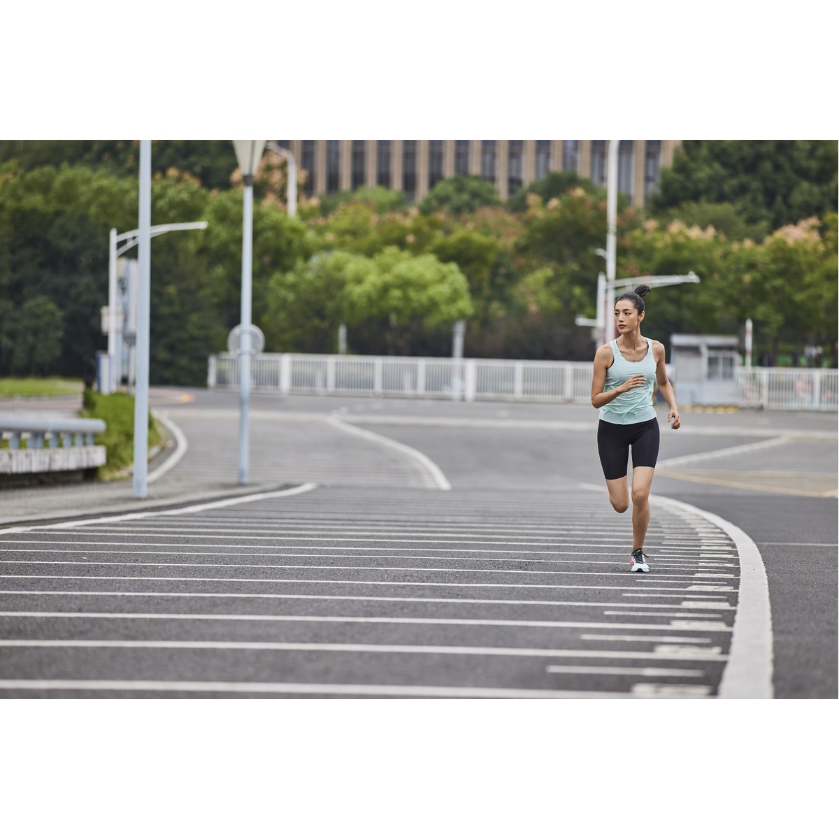 ランウィメンズショートタイツ