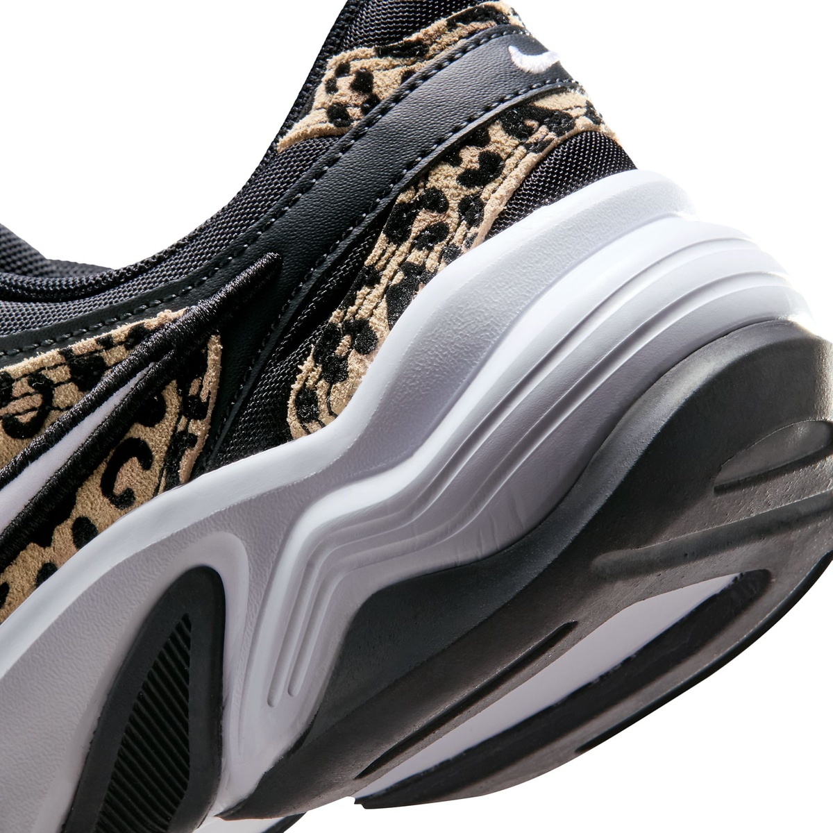 ナイキ ウィメンズ AL8