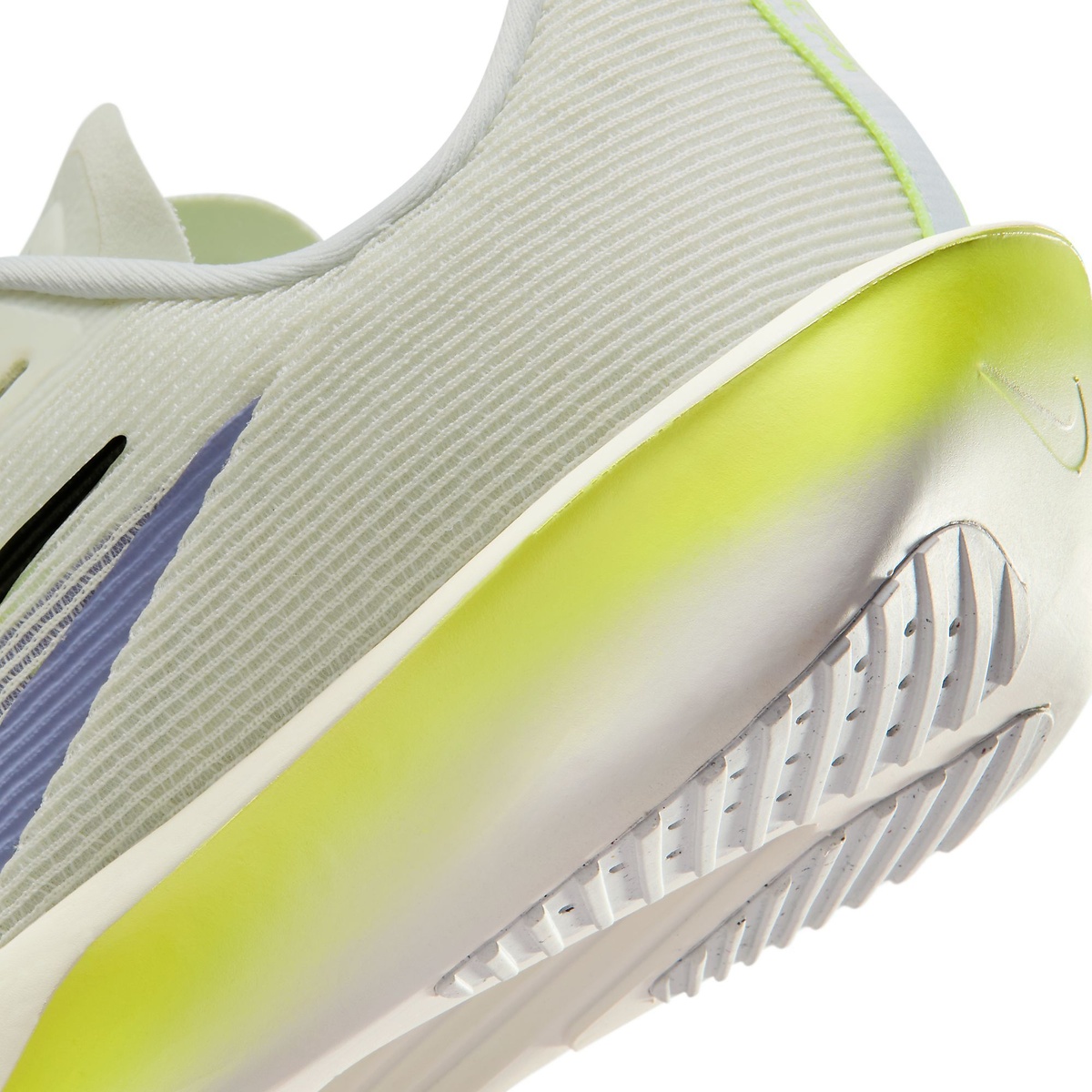 ナイキ エア ズーム ライバルフライ 4