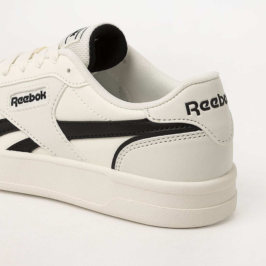 マッチ プライム V2 / REEBOK MATCH PRIME V2 (チョーク)