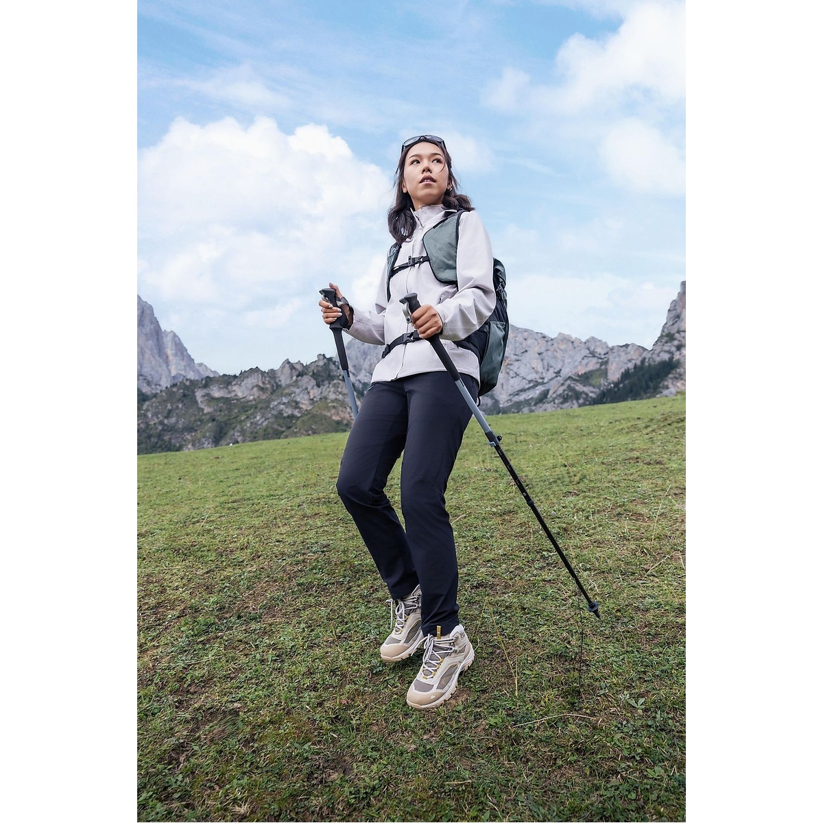 Decathlon レディース 防水ジャケット MH150 GRY