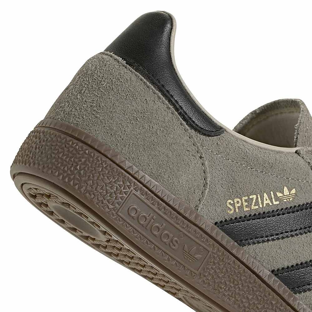 HANDBALL SPEZIAL
