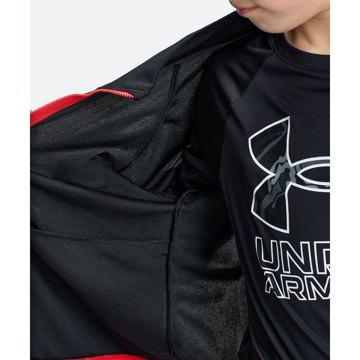UA TRACK JACKET