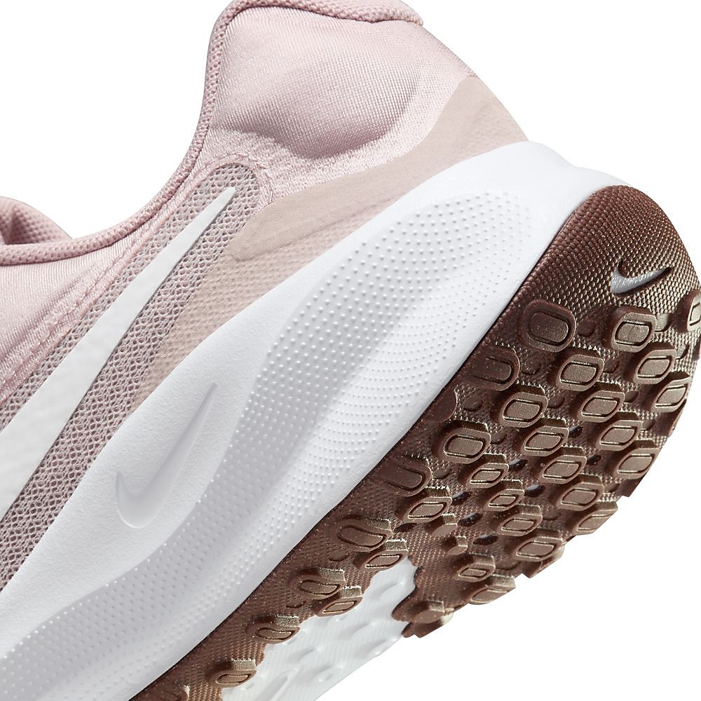 ナイキ ウィメンズ レボリューション 7