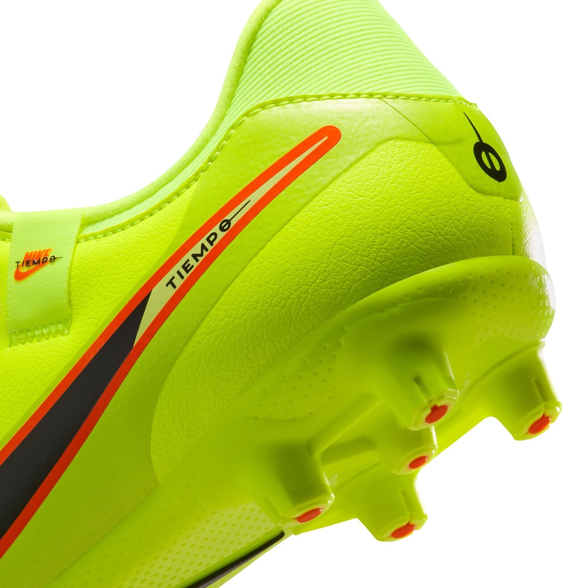 ナイキ レジェンド 10 アカデミー HG