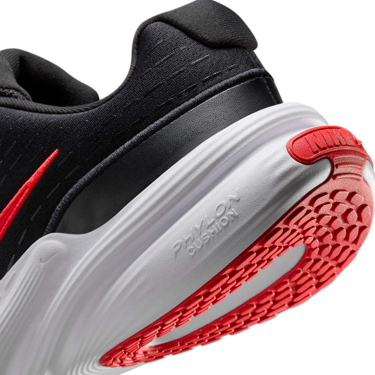 ナイキ アップリフト SC