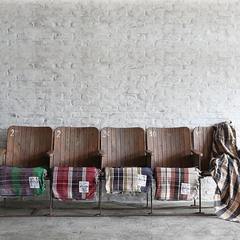 ACRYLIC BLANKET A　（アクリル ブランケット）