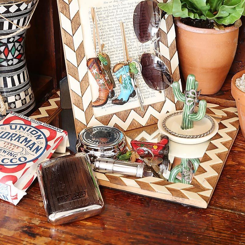 PORTABLE ASHTRAY INDIAN