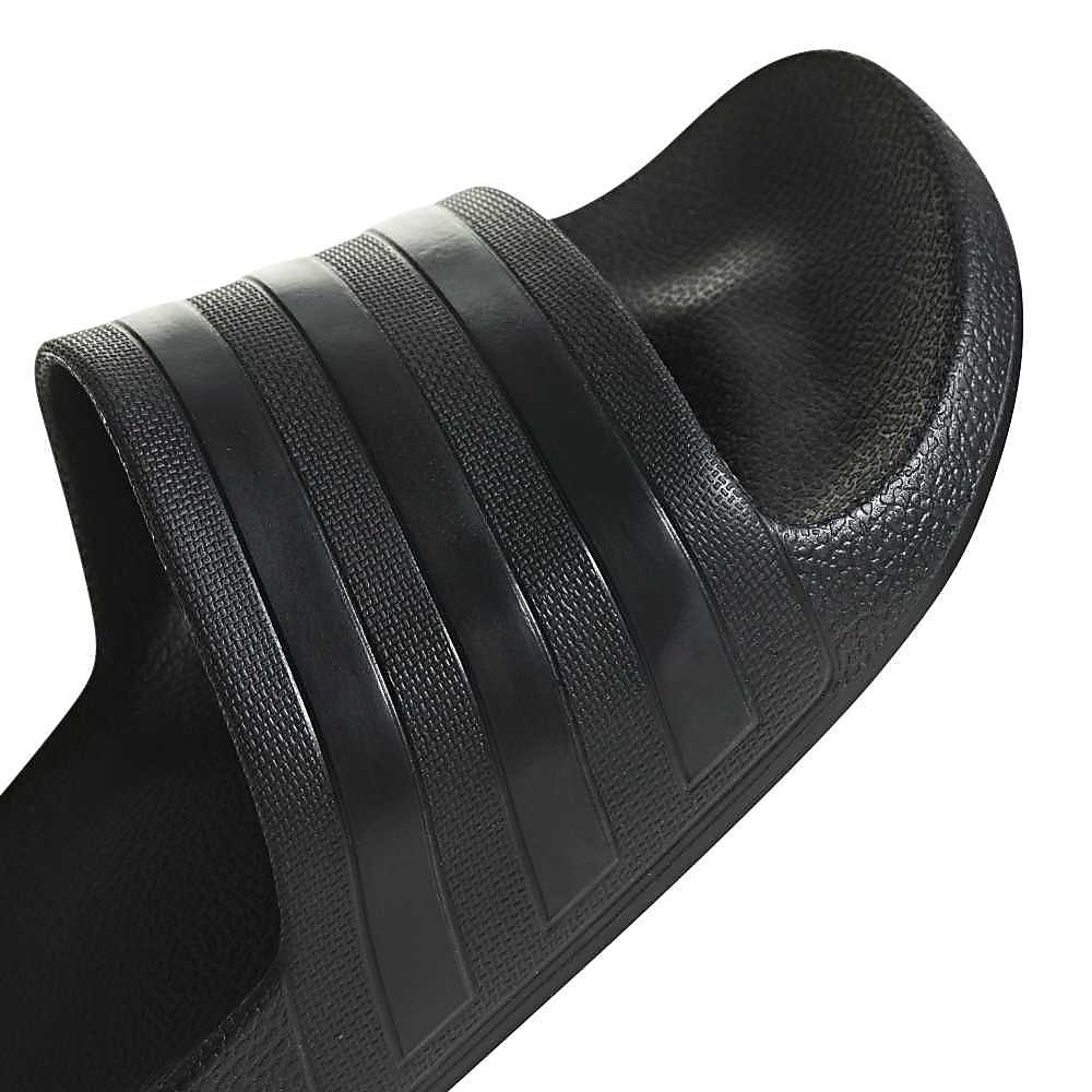 ADILETTE AQUA U