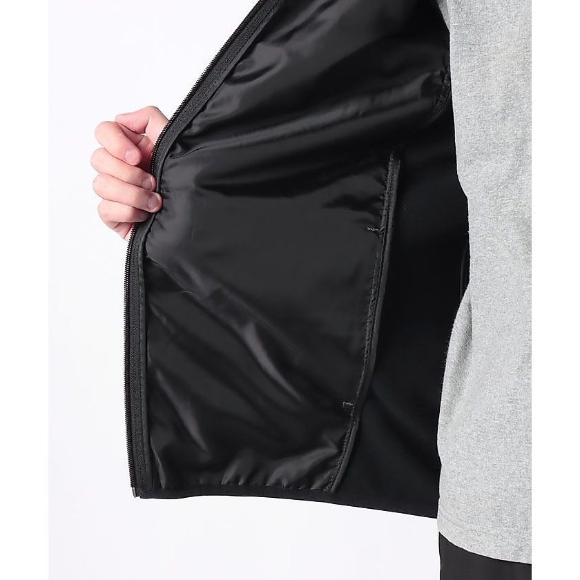 RUN OUTLAST中綿ベスト