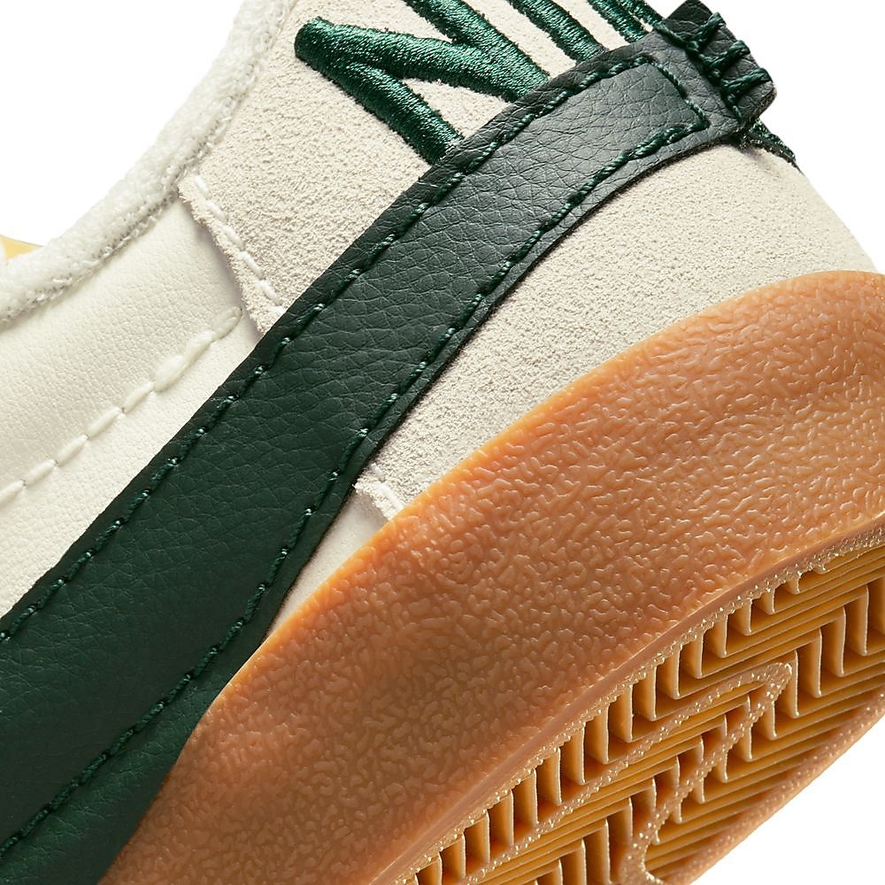 ナイキ ブレーザー LOW 77 ジャンボ WNTR