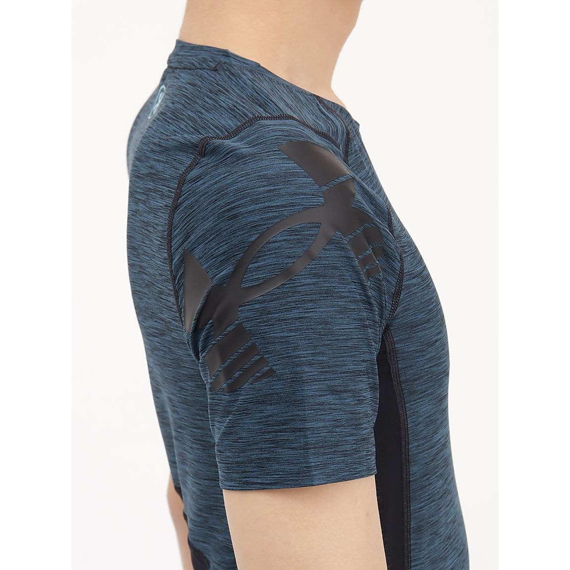 UA HEATGEAR ARMOUR SHORT SLEEVE NOVELTY