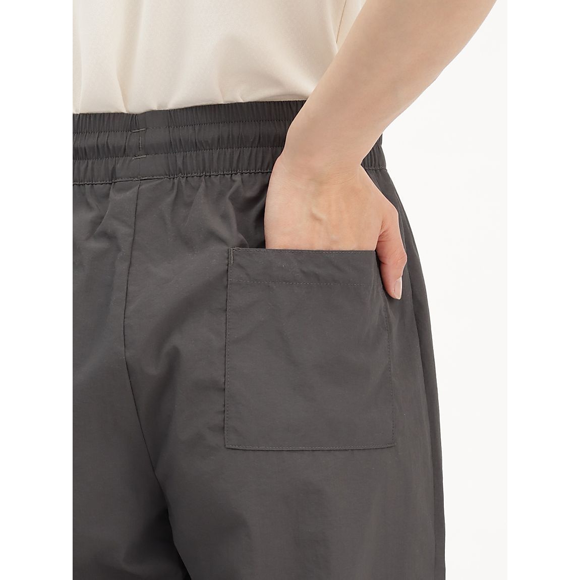 NB ATHLETICS ウーブンパンツ