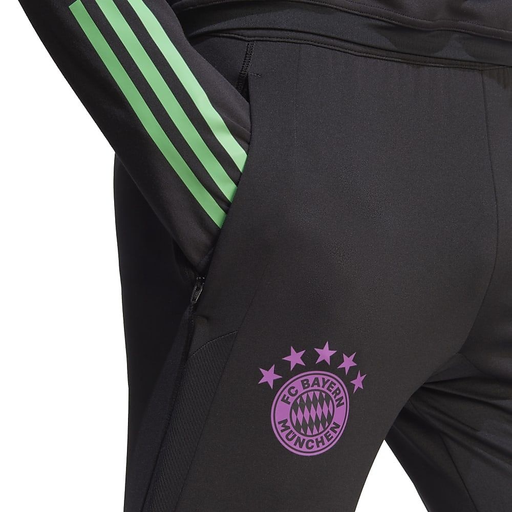 FCバイエルン トレーニングパンツ
