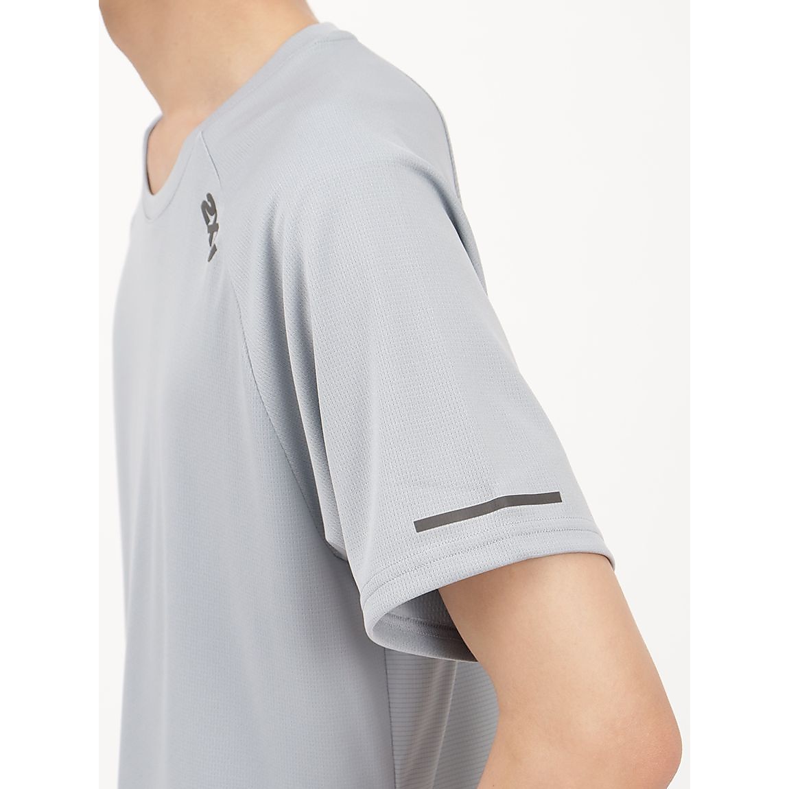 エアロ　TEE