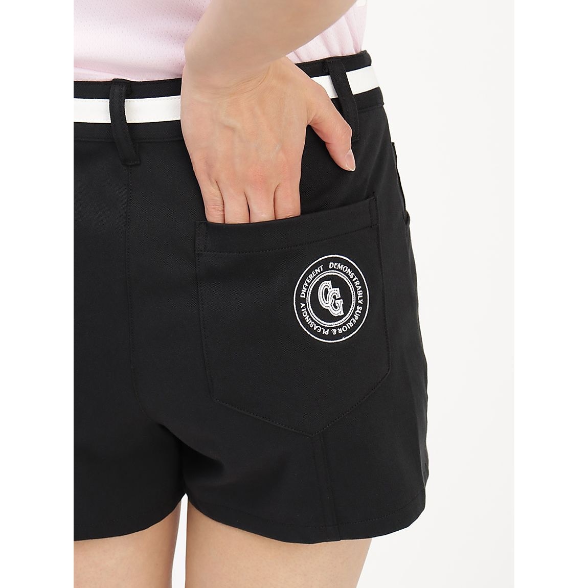 ショートパンツ