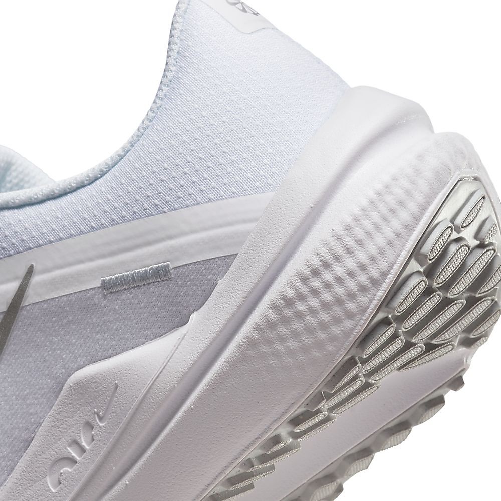 ナイキ ウィメンズ エア ウィンフロー 10