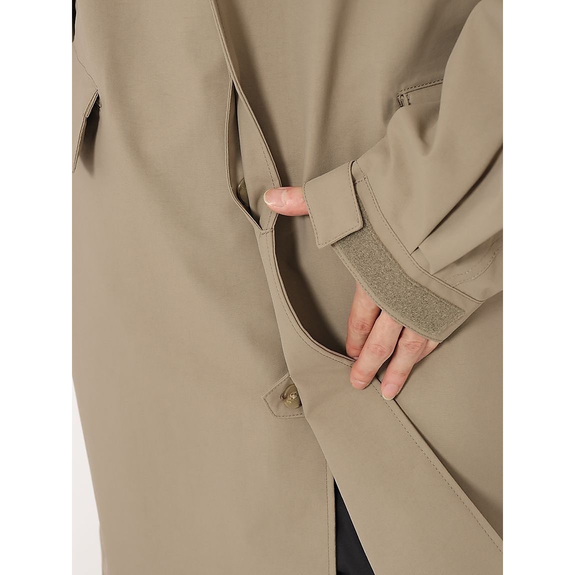 Compilation Over Coat (コンピレーションオーバーコート)