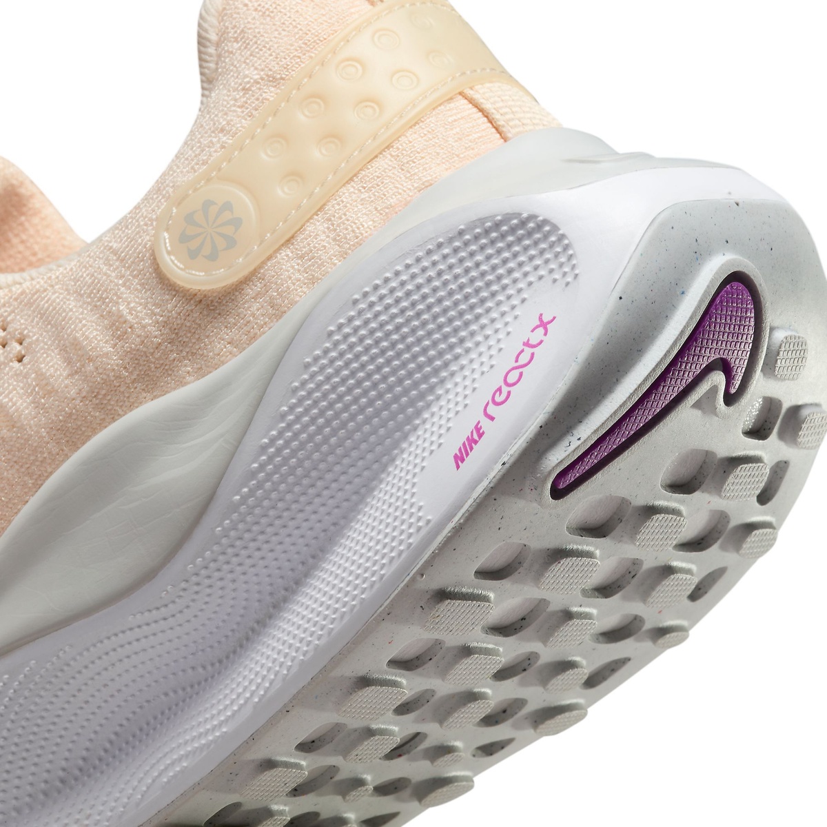 ナイキ ウィメンズ リアクトX インフィニティ ラン フライニット 4