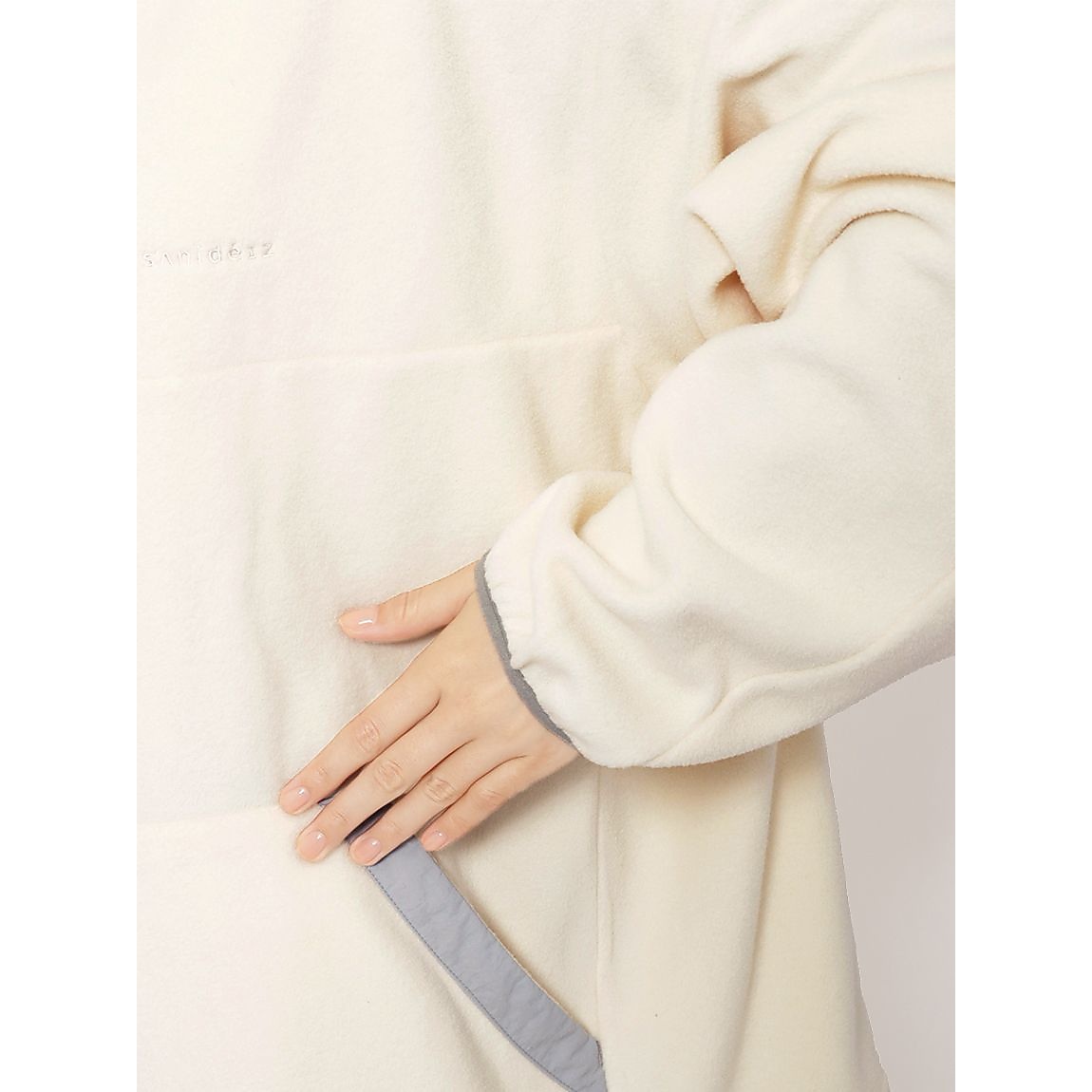 マイクロフリース ハーフジップフーディUNISEX