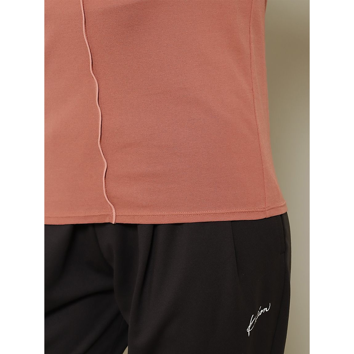 フィンリーフライス ハイネックプルオーバー