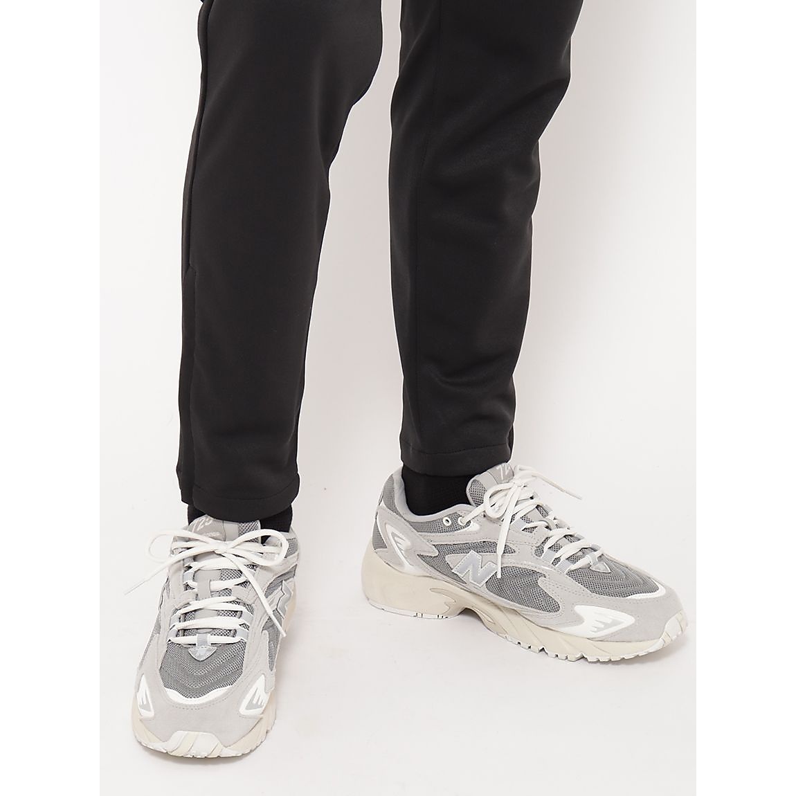 トリニティエアリーハイブリット トラックパンツMENS