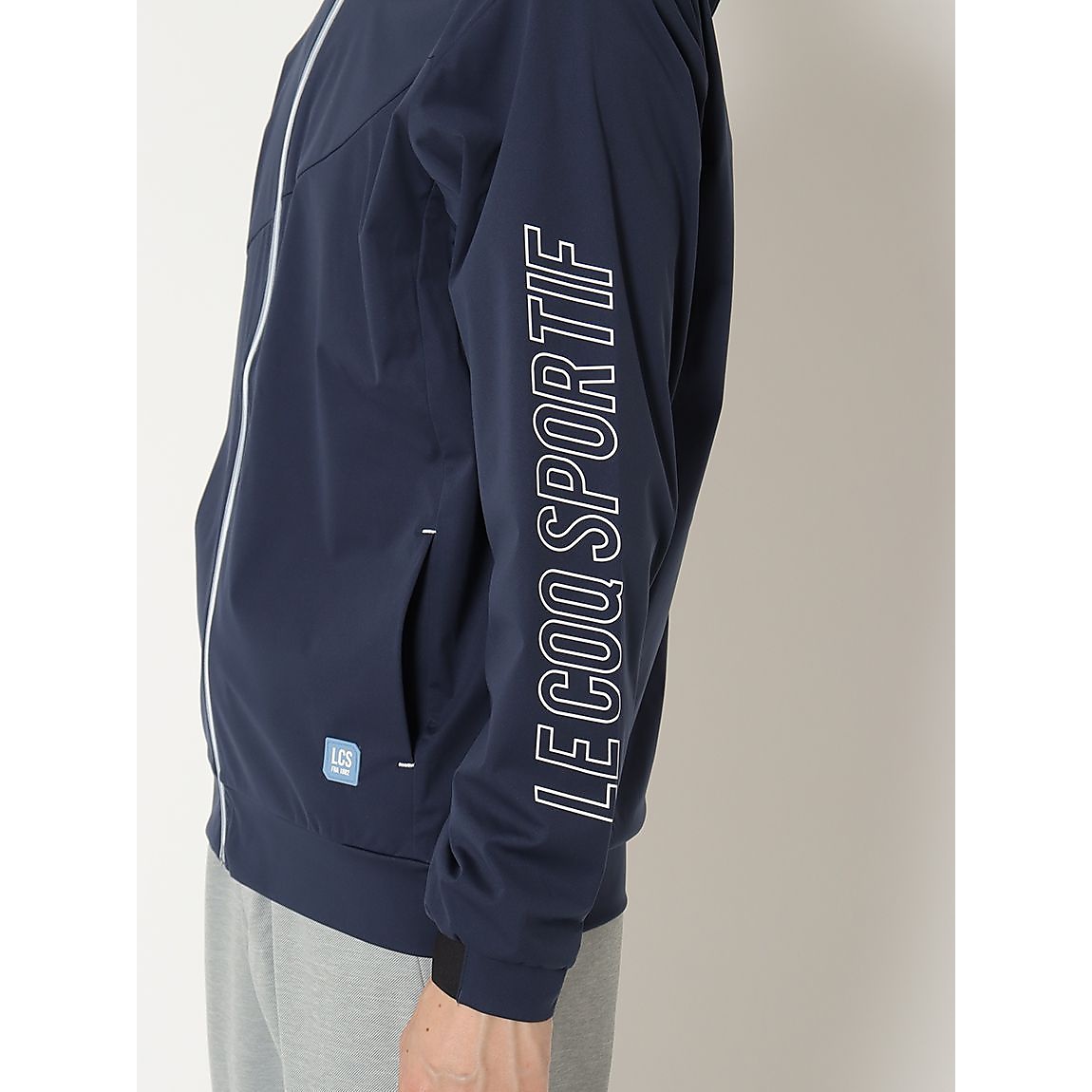 【ストレッチフォーサー】フード付きカットソー