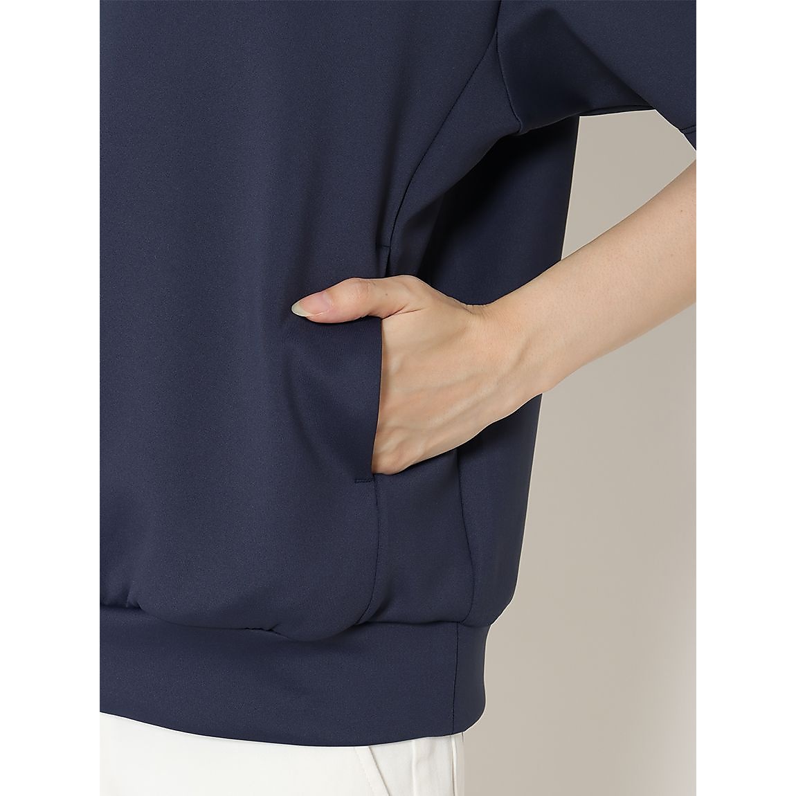 スフレダンボール半袖フーディー