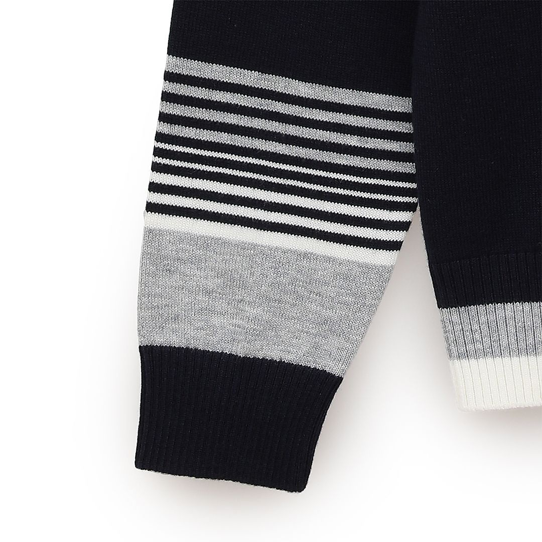 フラワージャカードクルーネックニット