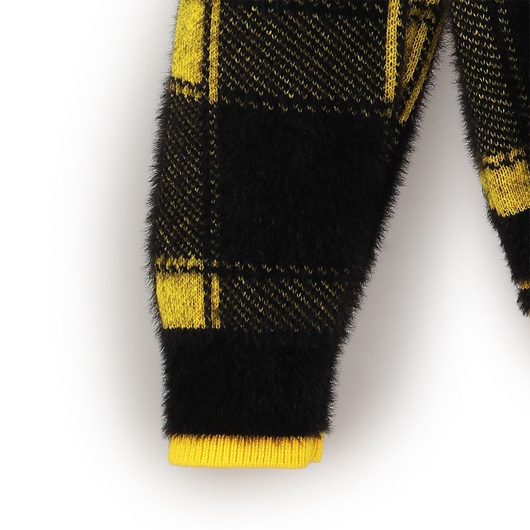 チェックジャカードＶネックヘアリーニット