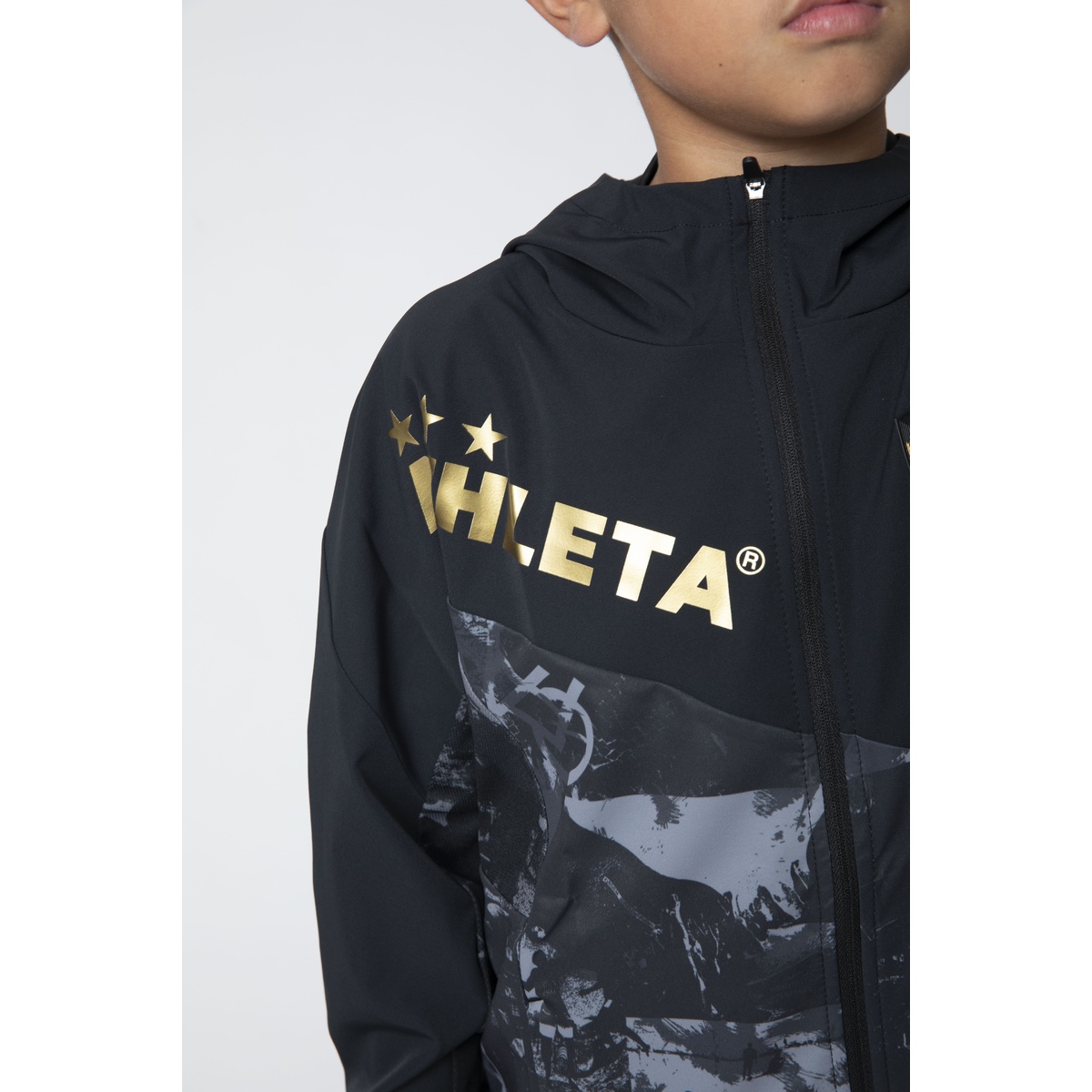 FCA Jrストレッチウィンドジャケット