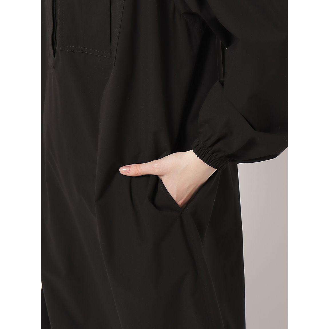 マイクロリップ バンドカラーワンピースLADIES