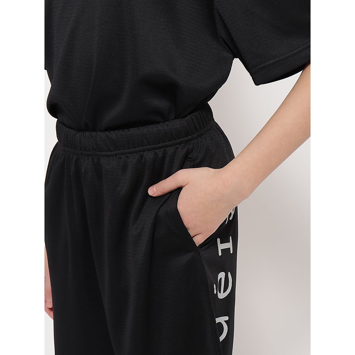 8 NEST DRY ハーフパンツ JUNIOR