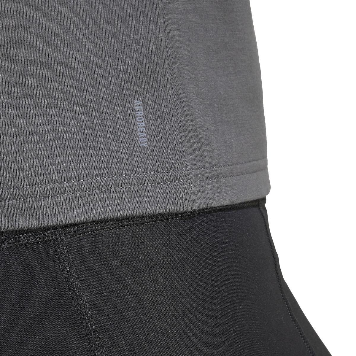 W TR-ES クルーTシャツ