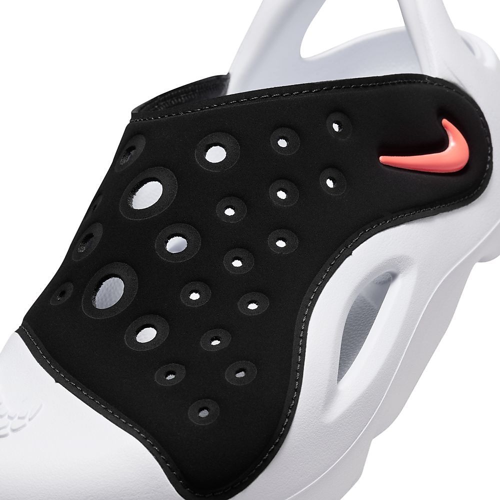 ナイキ ソル サンダル