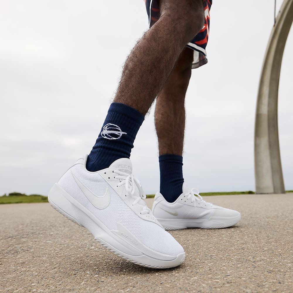 Nike G.T. Cut Academy EP