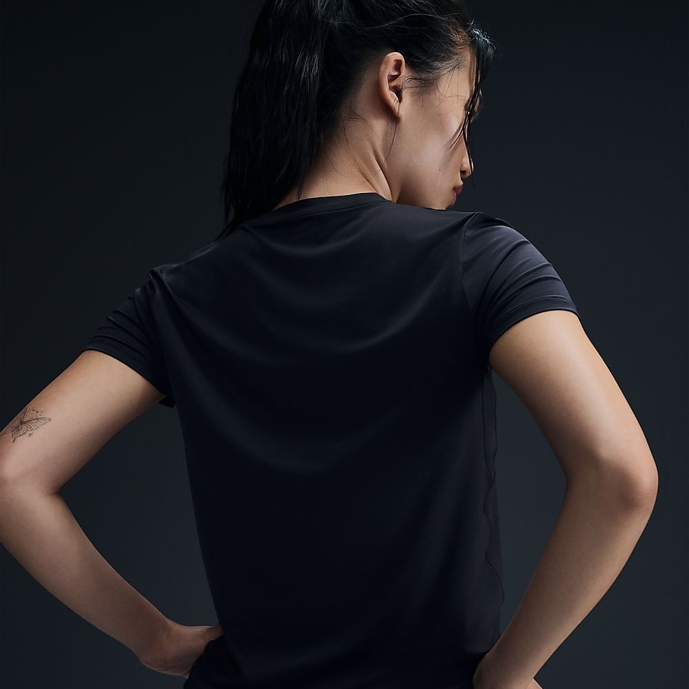 ナイキ ウィメンズ ワン スウッシュ HBR DF S/S Tシャツ