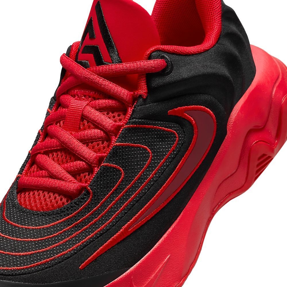 ナイキ ヤニス イモータリティ 4 GS