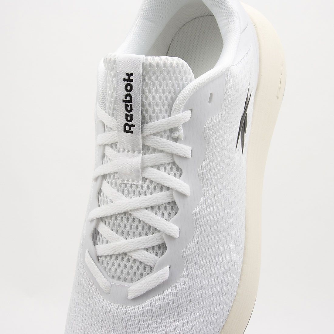 DMX コンフォート プラス ステップ カウント レース ライト / DMX COMFORT + STEP COUNT LACE LITE (ホワイト)