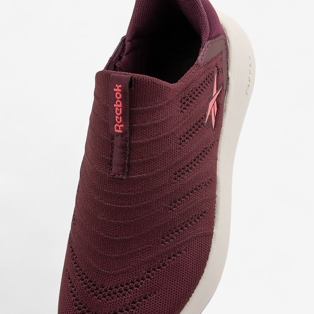 DMX コンフォート プラス ステップ カウント ライト / DMX COMFORT + STEP COUNT LITE (ブラックチェリー)