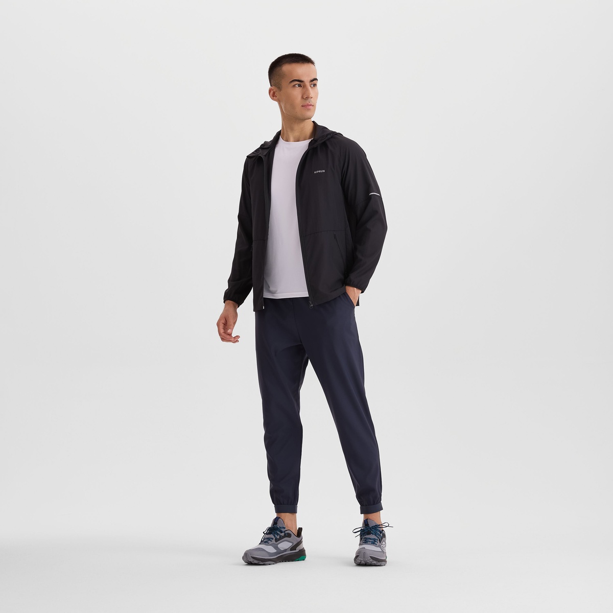 防水ウインドブレーカー BREATH