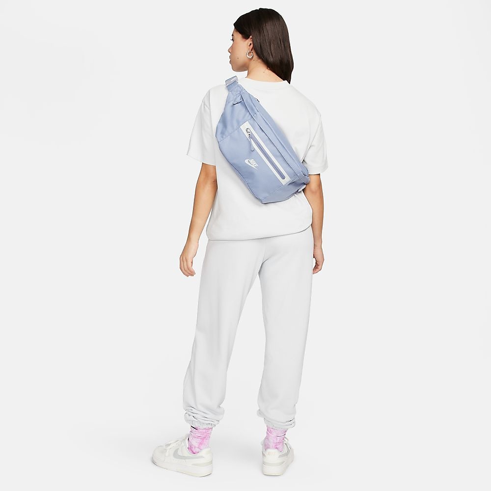 ナイキ エレメンタル PRM ウェストパック