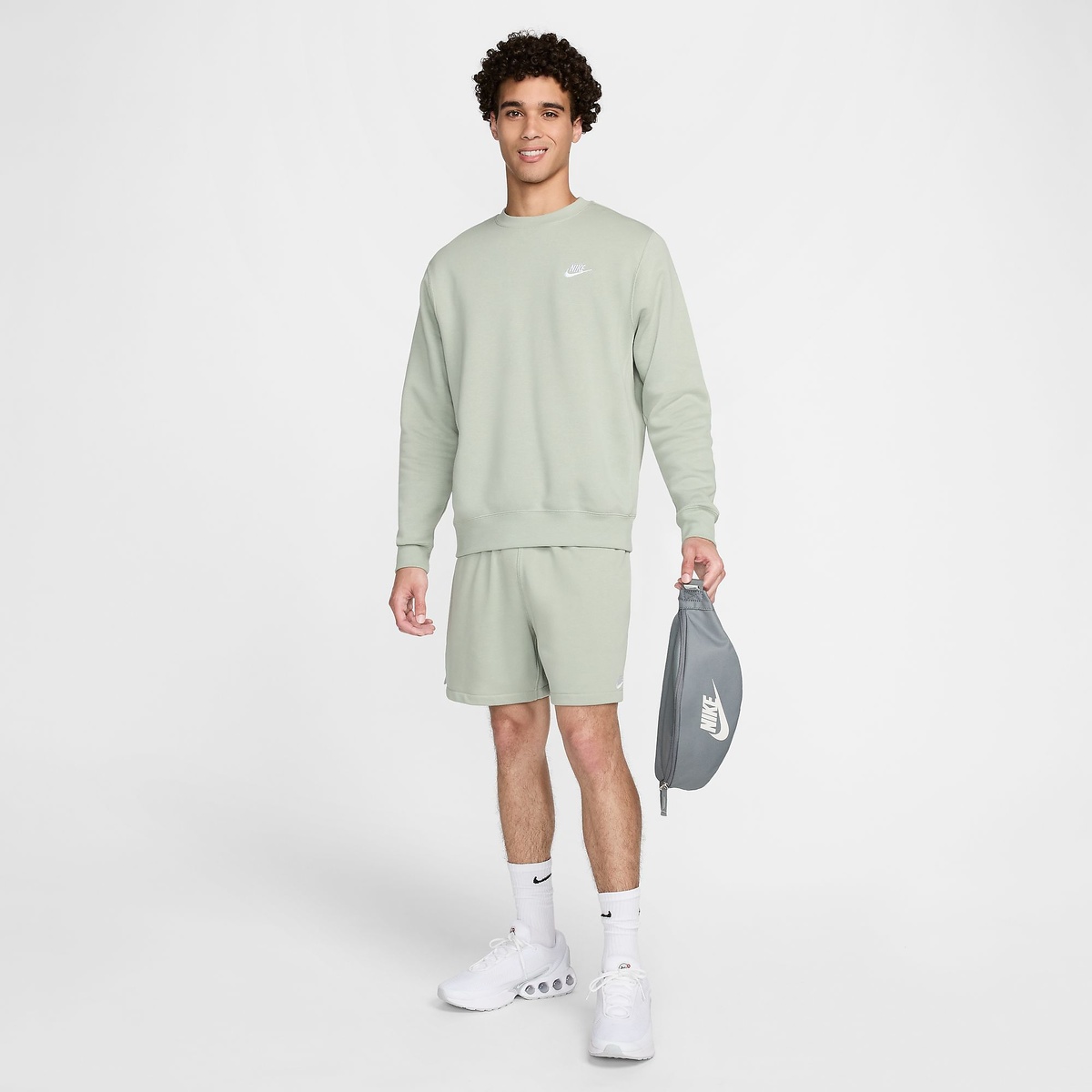 ナイキ ヘリテージ ウエスト パック