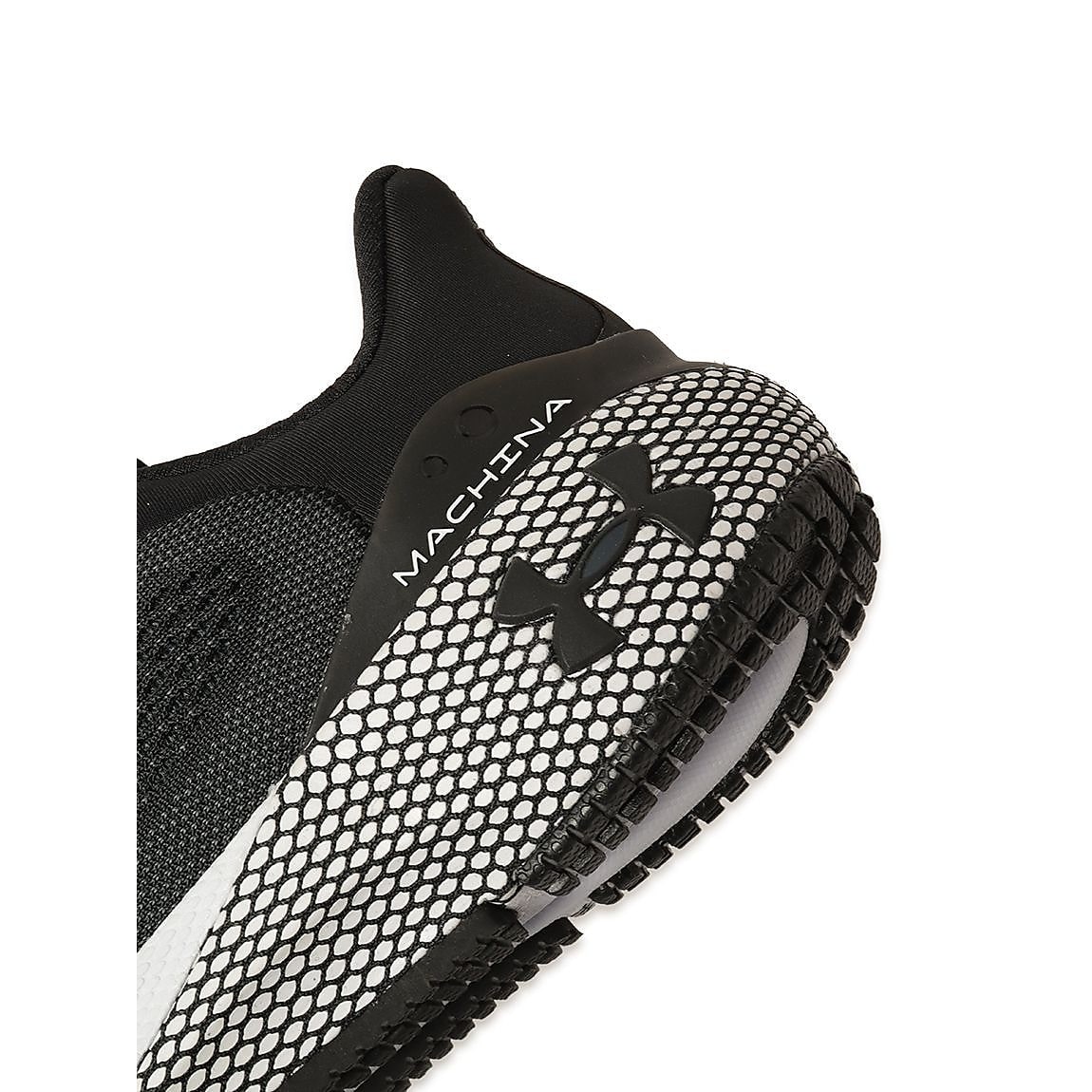 UA W HOVR MACHINA 3