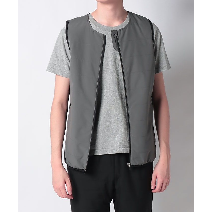 RUN OUTLAST中綿ベスト