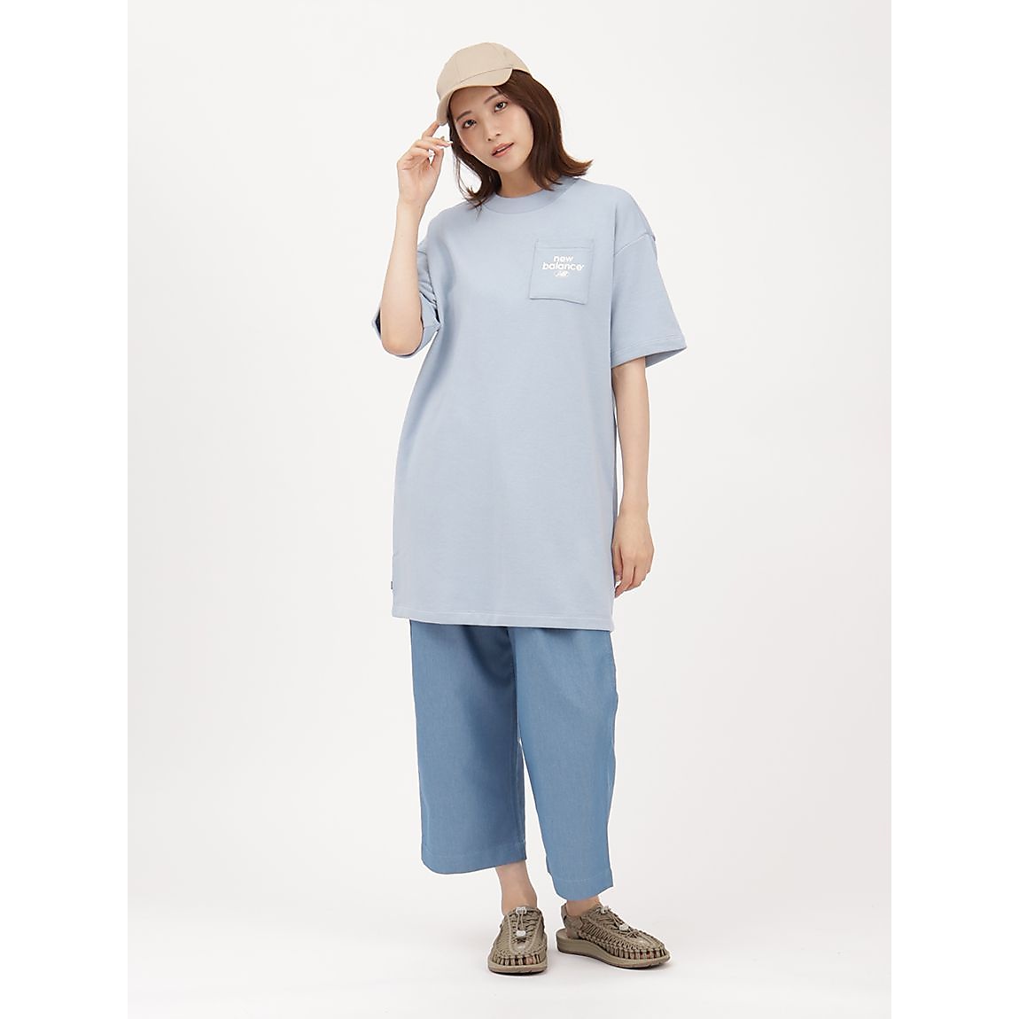 NB ESSENTIALS グラフィック ドレス