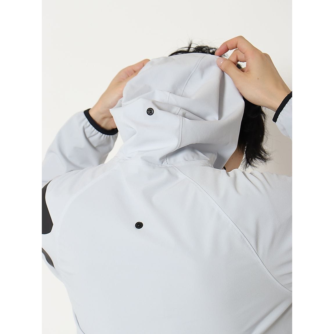 UA WIND BREAKER
