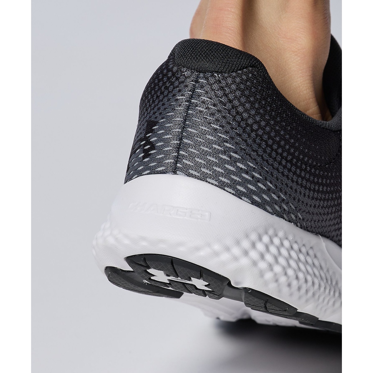 UA W Charged Rogue 4